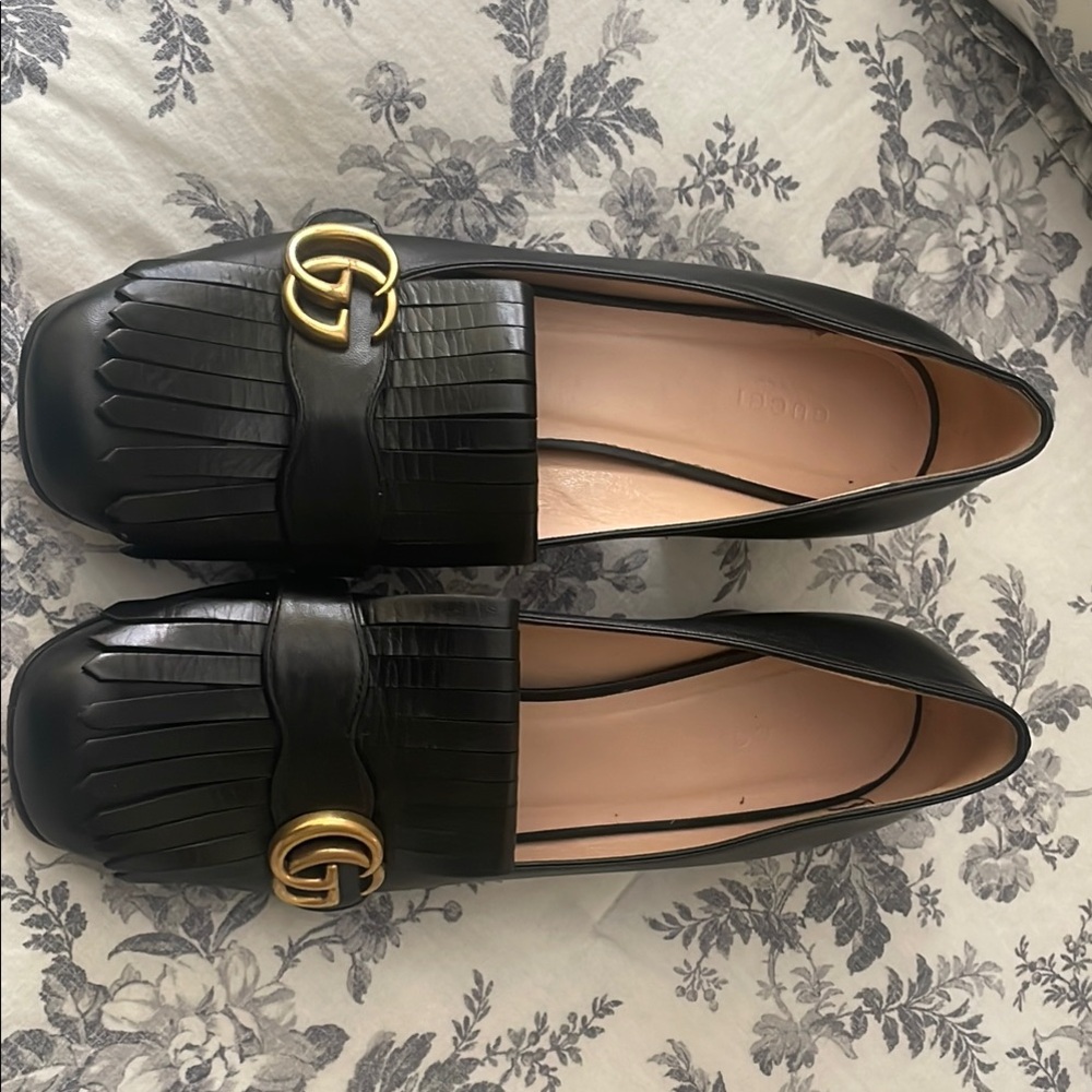 Gucci Black and Gold Loafers with Fringe Detail
